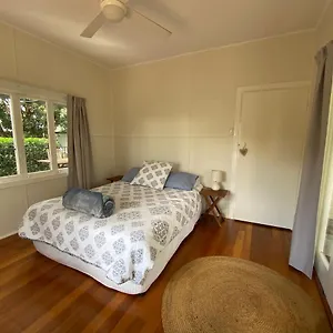  Holiday home Miss Bullens Australia